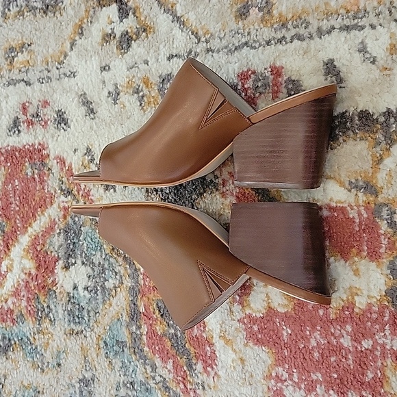 Able Rojas Sandals - Picture 4 of 12